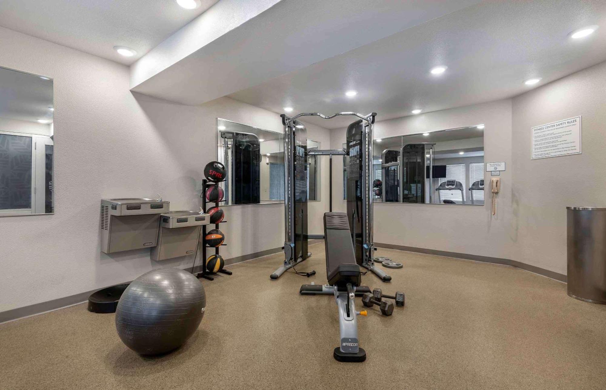 Extended Stay America Select Suites - Pittsburgh - Cranberry แครนเบอรรี ทาวน์ชิป ภายนอก รูปภาพ